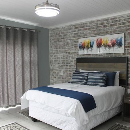 Berry Lane Guesthouse ครูนชตัด ภายนอก รูปภาพ