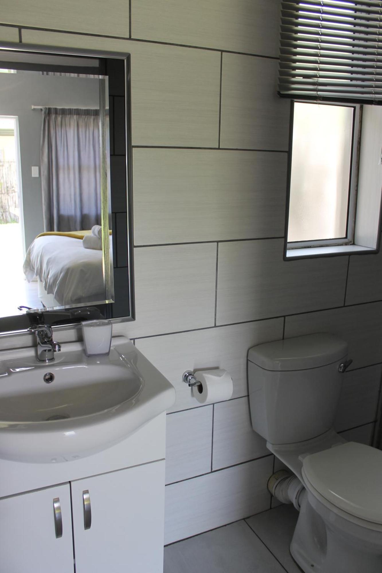 Berry Lane Guesthouse ครูนชตัด ภายนอก รูปภาพ