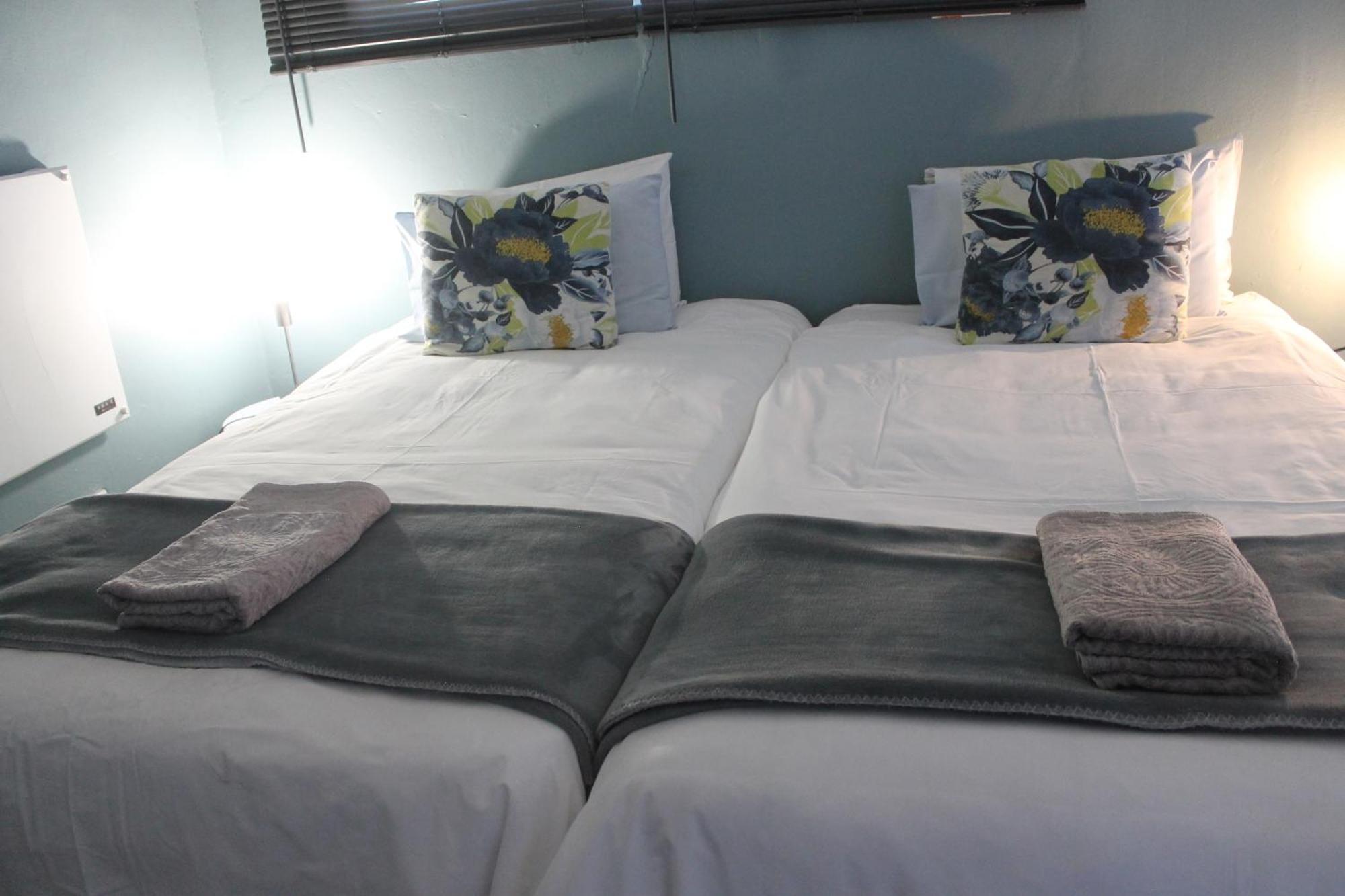 Berry Lane Guesthouse ครูนชตัด ภายนอก รูปภาพ